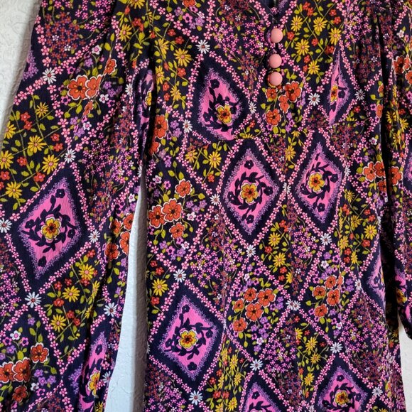Vintage 60's Floral Dress, Long Sleeve, Cotton - Picture 5 of 14